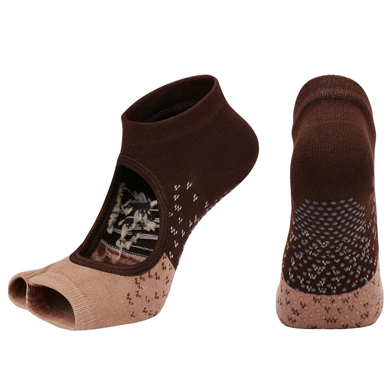 Non-Slip Split-Toe Yoga Socks  - مراجعة Grip Sock Yoga وسعره