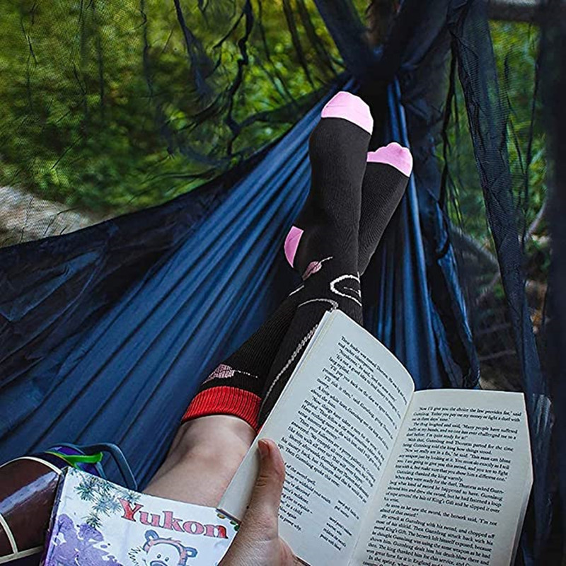 Compression Socks 20-30 Mmhg R - مراجعة Compression Sock Medical وسعره