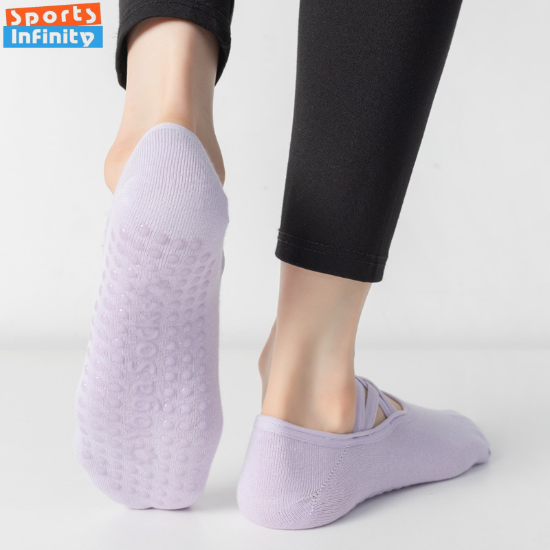Fashion Cross Straps Backless  - مراجعة Grip Sock Yoga وسعره