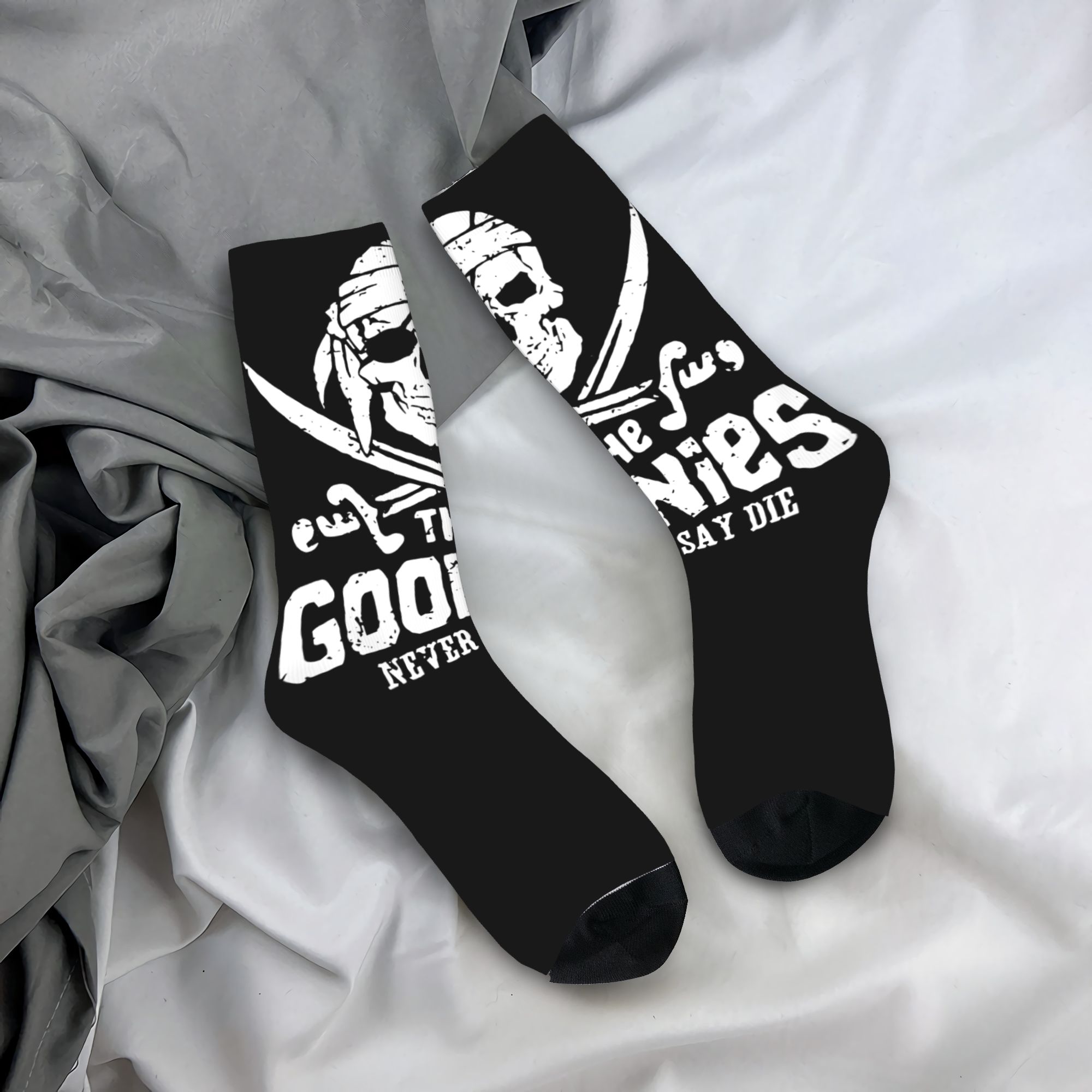 Custom Novelty Men's The Gooni - مراجعة Dress Sock Men وسعره